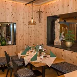 Hotel Oberwirt - Nahe An Saalbach Und Zell Am See, Sommercard 4*