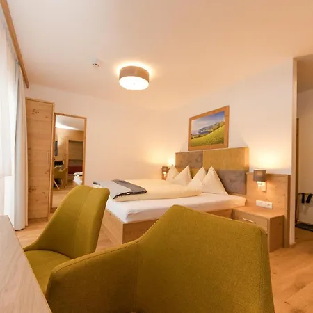 Oberwirt - Nahe An Saalbach Und Zell Am See, Sommercard Отель Фихофен