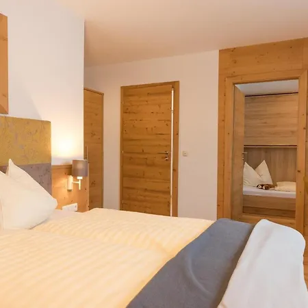 Oberwirt - Nahe An Saalbach Und Zell Am See, Sommercard Отель