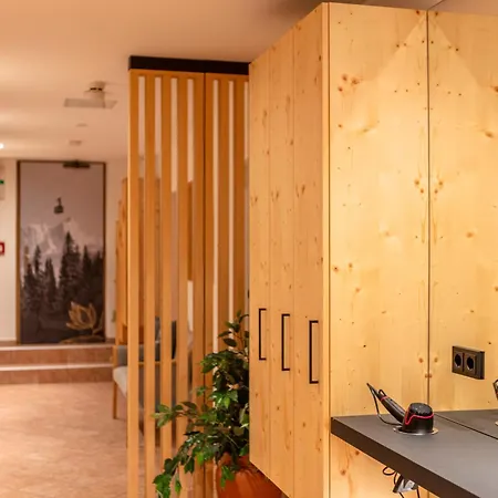 Hotel Oberwirt - Nahe An Saalbach Und Zell Am See Hotel