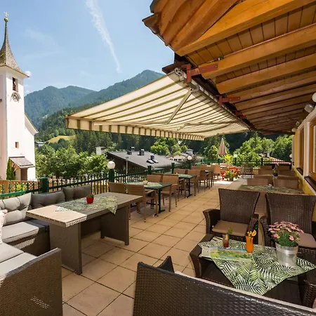 Hotel Hotel Oberwirt - Nahe An Saalbach Und Zell Am See, Viehhofen Sommercard 4*
