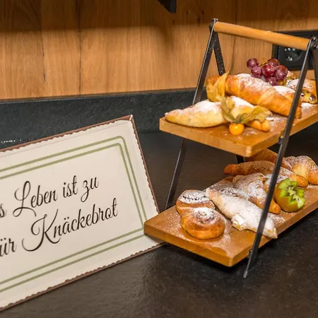 Hotel Oberwirt - Nahe An Saalbach Und Zell Am See, Sommercard