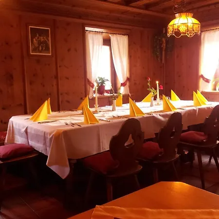 Отель Oberwirt - Nahe An Saalbach Und Zell Am See, Sommercard 4*