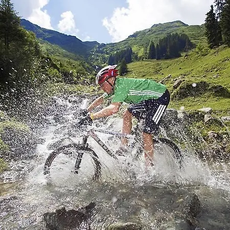 Hotel Oberwirt - Nahe An Saalbach Und Zell Am See, Viehhofen Sommercard