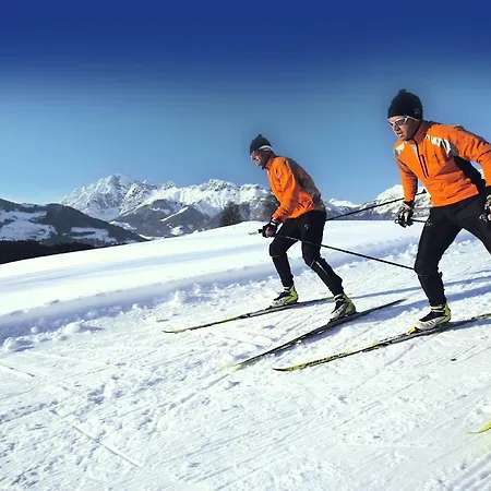 Oberwirt - Nahe An Saalbach Und Zell Am See, Sommercard Отель 4*