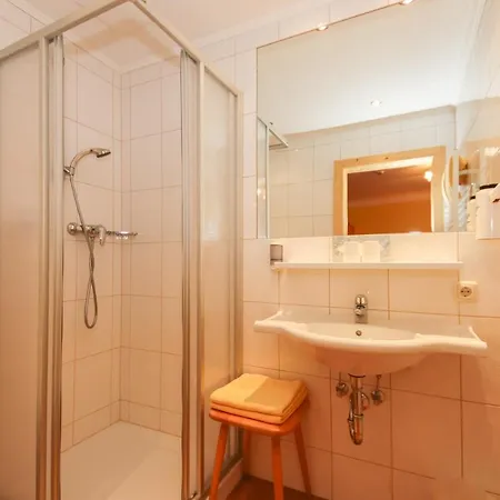 Oberwirt - Nahe An Saalbach Und Zell Am See, Sommercard 4* Фихофен